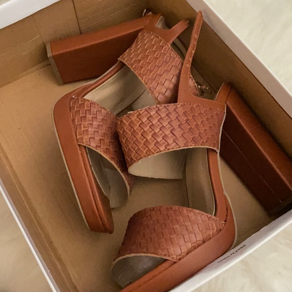 🤎 Wedges - Picture 2 of 7